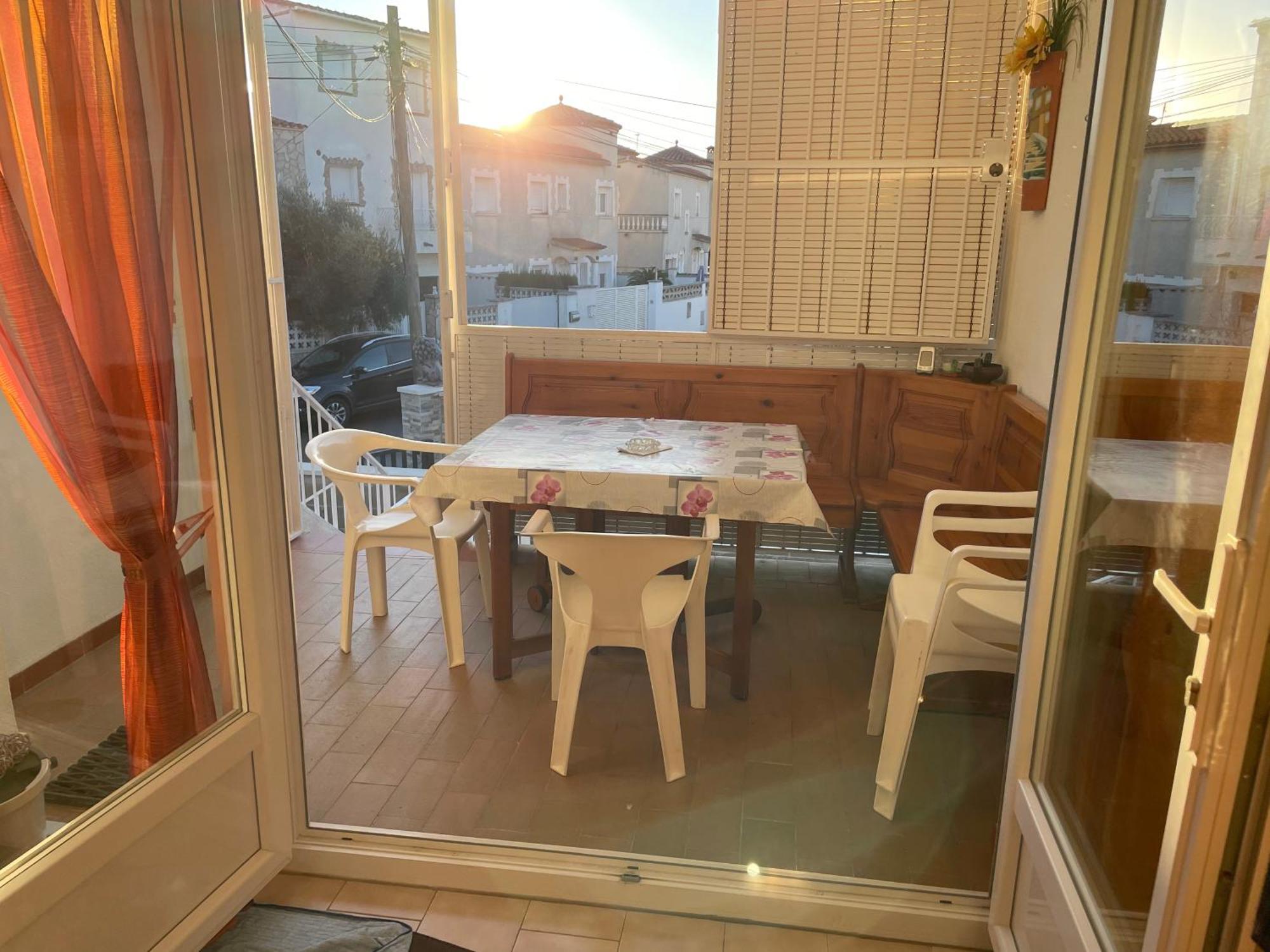 Charme Et Simplicite De Ce Nouveau Bien Empuriabrava Luaran gambar